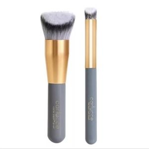 2-pc Carlucce Cosmetic Brush Duo The Cache Brush & The Hush Hush Brush n…